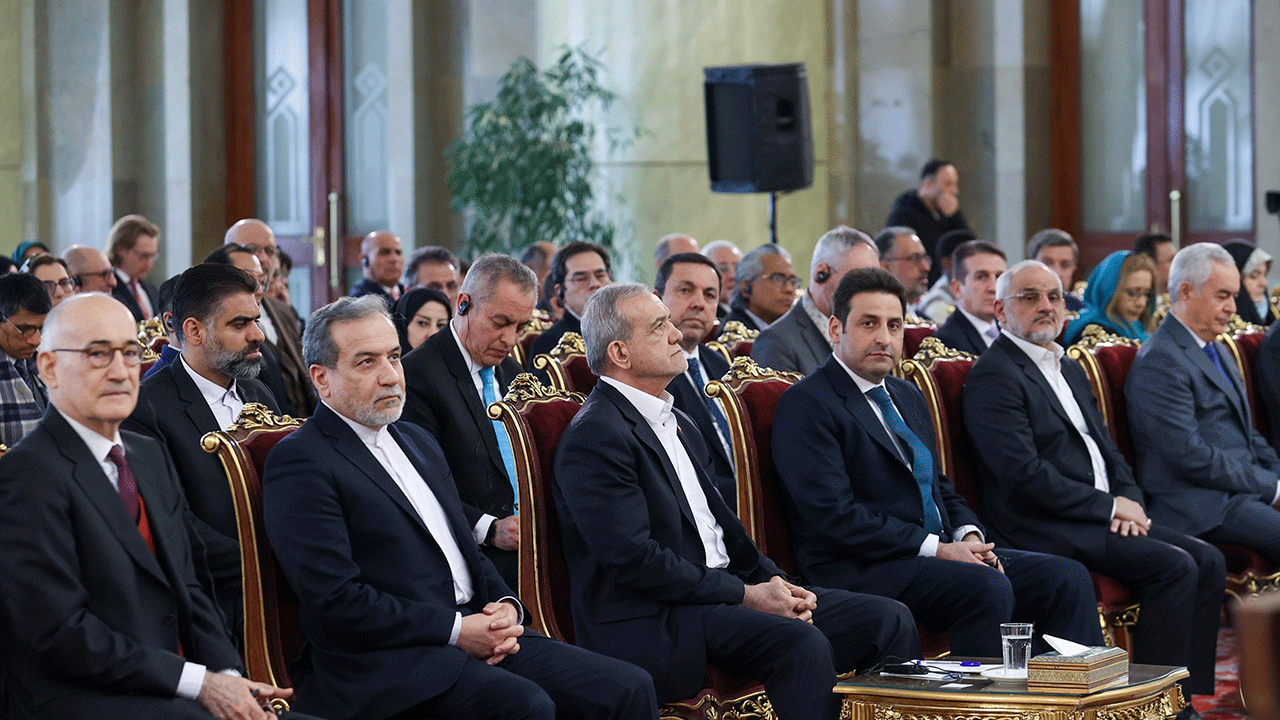 Foto - Pezeşkiyan'ın nükleer silah çıkışı gündemi salladı! 