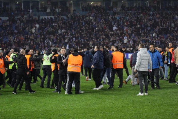 Foto - PFDK Kararları açıklandı! Yer yerinden oynayacak... Fenerbahçeli futbolcular ceza aldı mı? Trabzonspor'a ceza yağdı...