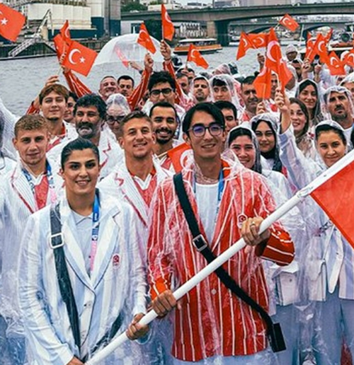 Foto - 'Pijama' tartışması! Milli sporcuların kıyafetleri polemiğe neden oldu! Biriniz bunların provasını almadı mı?