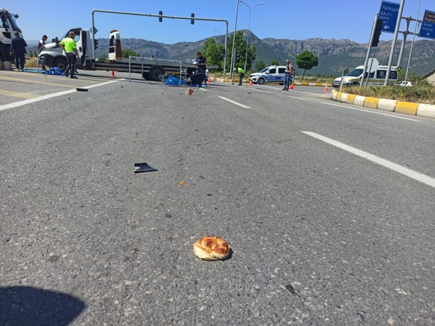 Foto - Pikap ile çarpışan motosiklet sürücüsü hayatını kaybetti