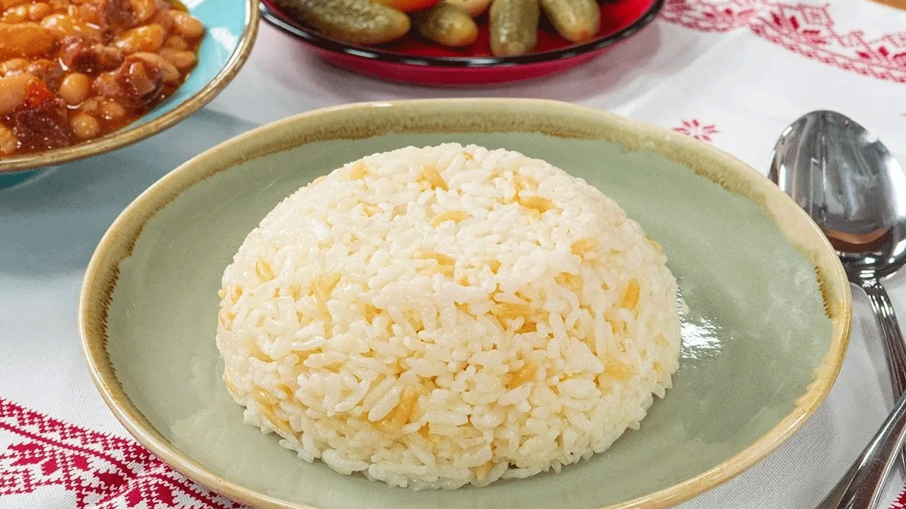 Foto - Pilavın kalorisini düşürmek ister misiniz? İçine sadece 1 kaşık bundan ekleyin!..