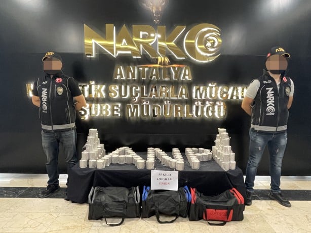 Foto - Pirinç yüklü tırda kepazelik!