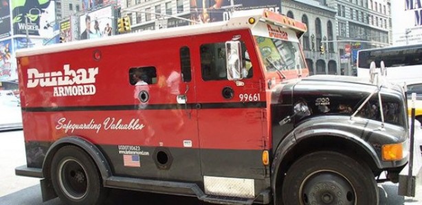 Foto - Pırlanta, mücevher ve altınlar… Dünyada ‘yüzyılın suçu’ denilen olay yankı uyandırdı