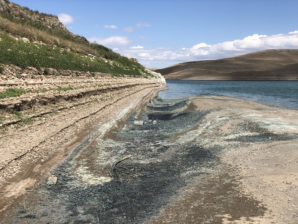 Foto - Pis koku herkesi kaçırıyor! O göl bu hale geldi