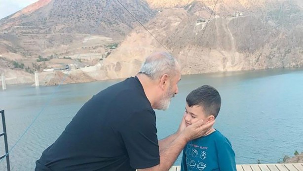 Foto - Pişmiş tavuğun başına gelmeyecek şey, AK Partili başkanın başına geldi! Yok böyle bir olay