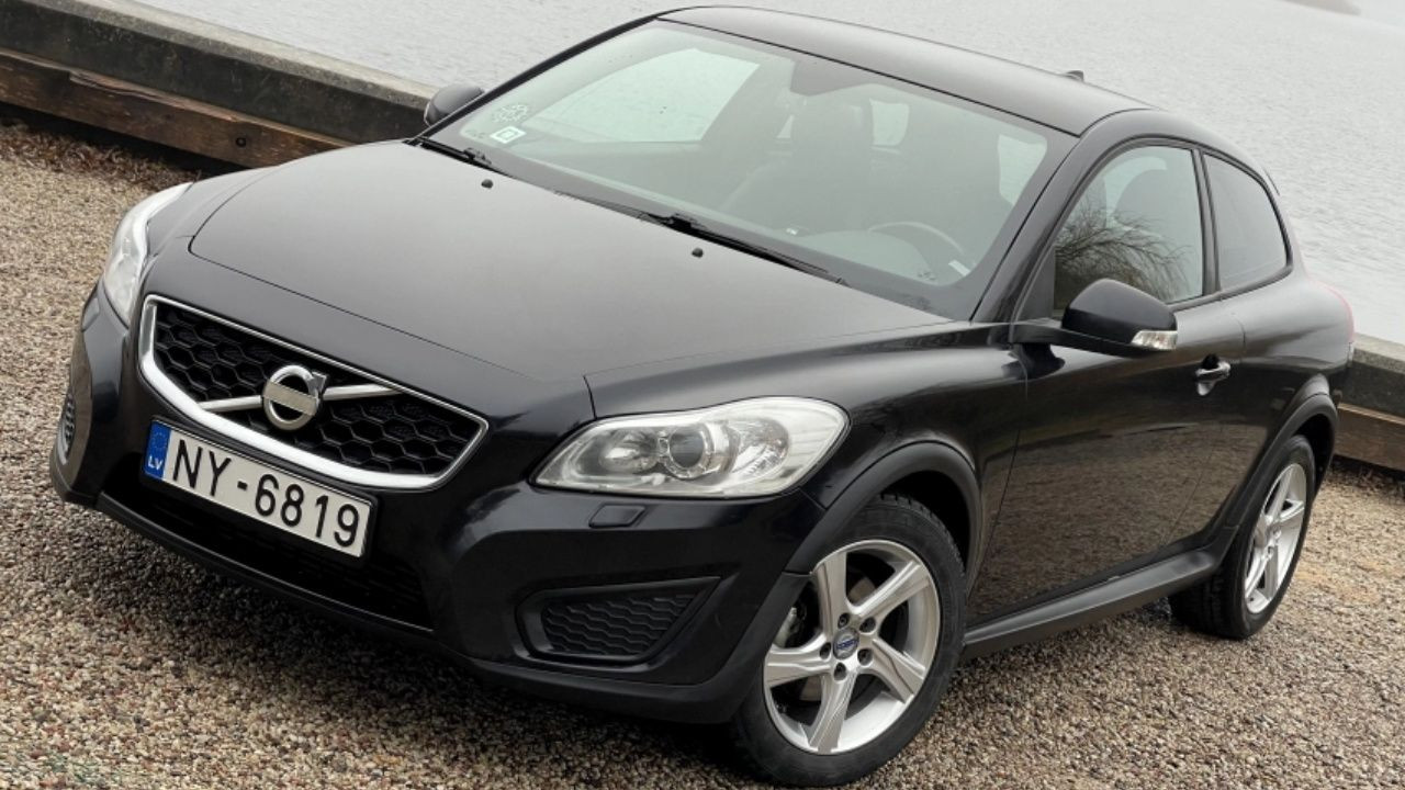 Foto - Piyasası en yavaş olan otomobiller ortaya çıktı! Bu arabalar, alanın resmen elinde kalıyor