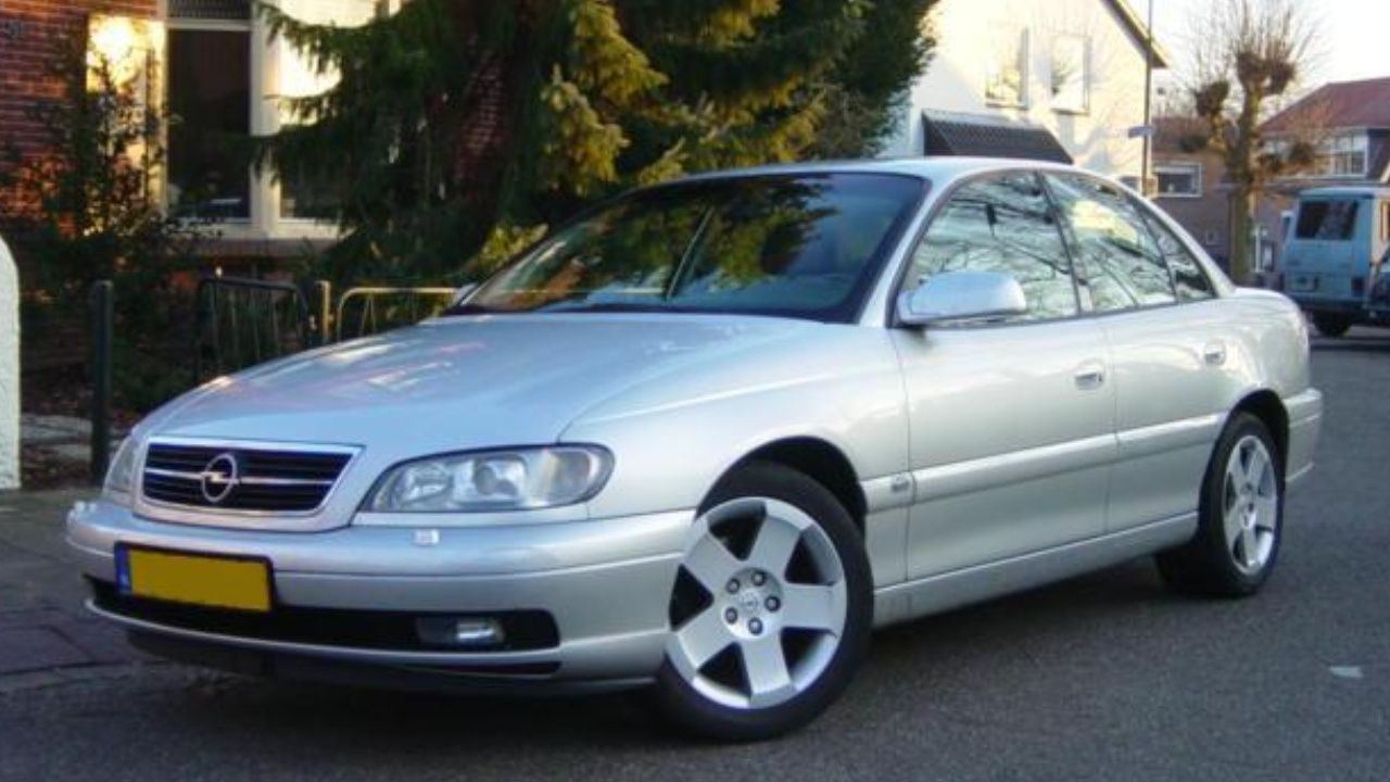 Foto - Piyasası en yavaş olan otomobiller ortaya çıktı! Bu arabalar, alanın resmen elinde kalıyor