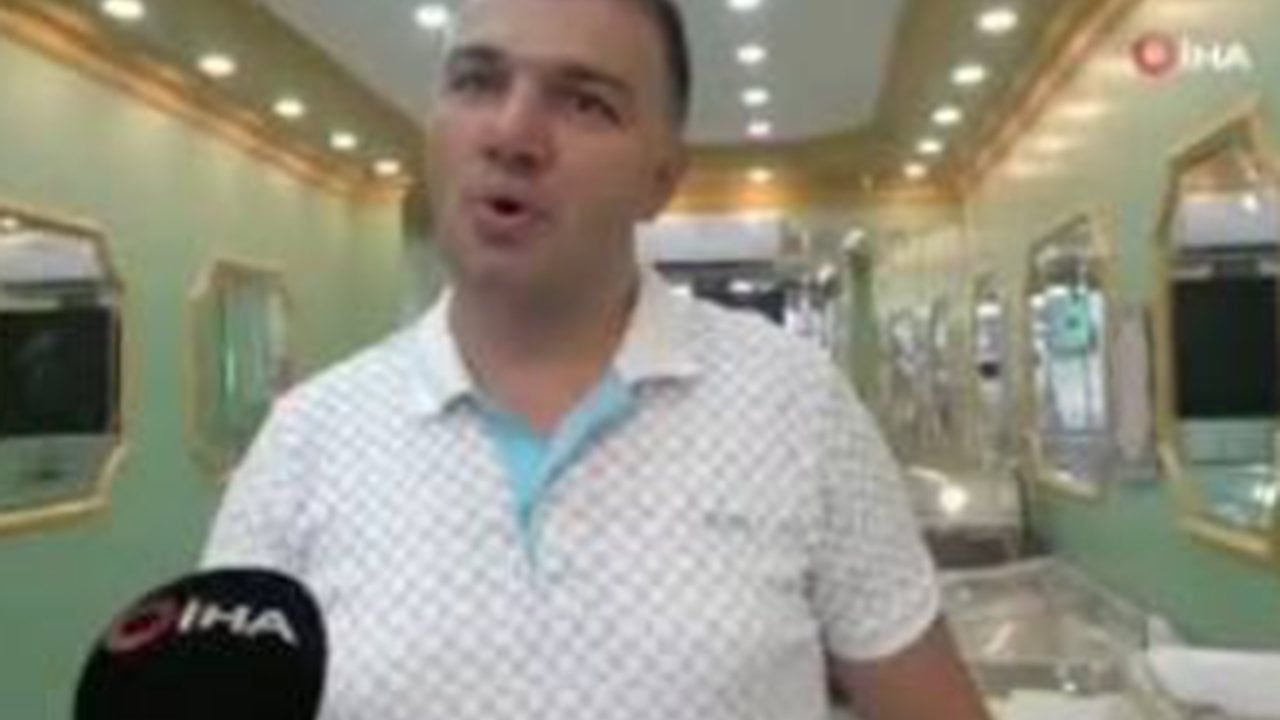 Piyasaya isyan edip fiyatı 400 liradan 10 liraya indirdi: “Altın suyu koysalar o kadar etmez”