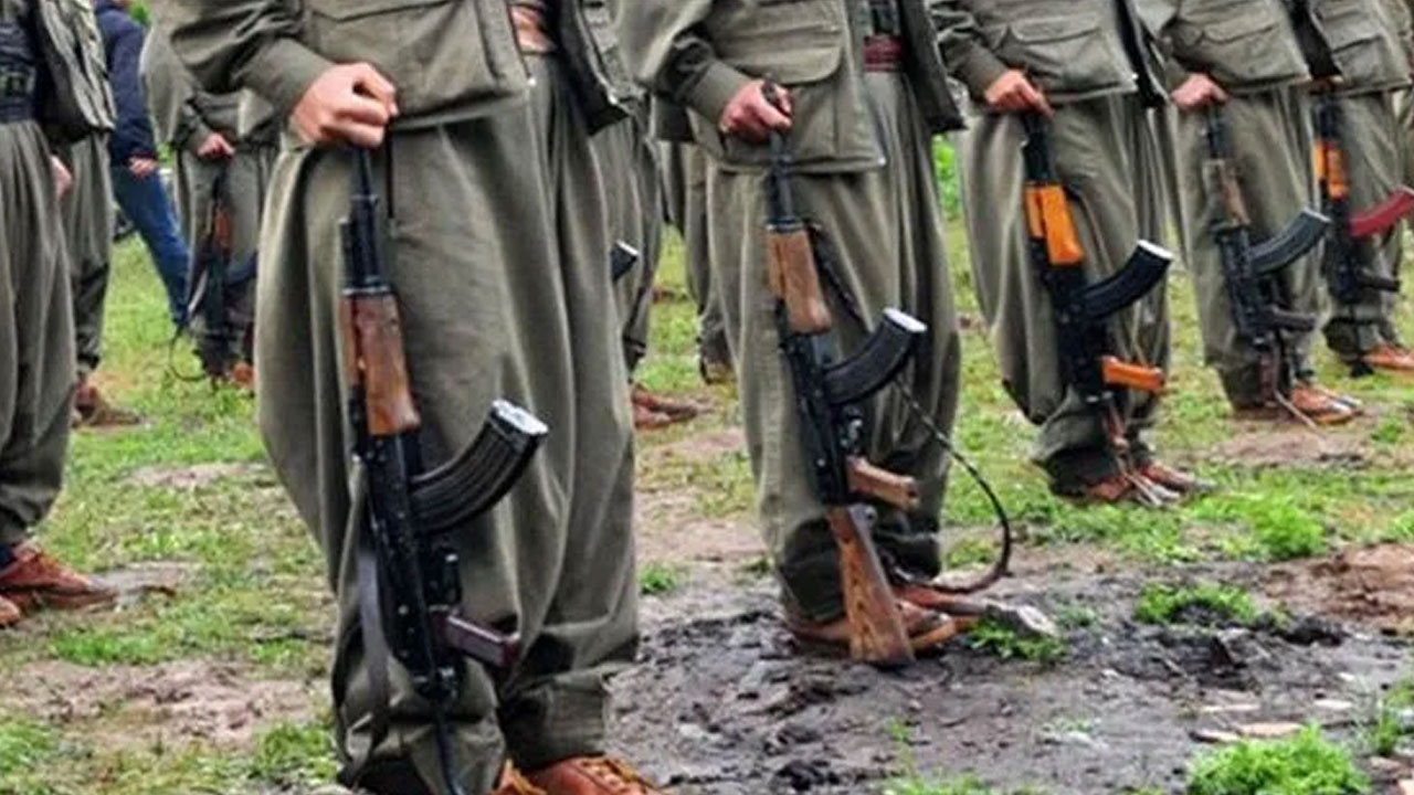 Foto - Tarihi gün! PKK silahları yaktı... İlk görüntüler geldi