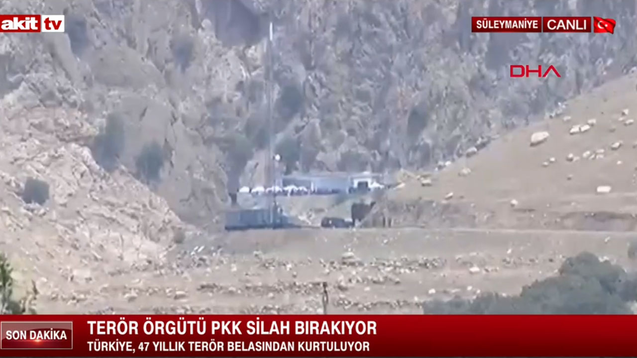 Foto - Tarihi gün! PKK silahları yaktı... İlk görüntüler geldi