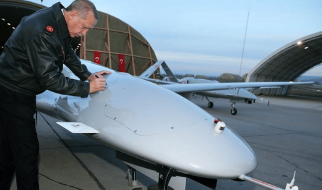 Foto - PKK silah bıraksın denildi! Hop oturup hop zıpladılar! Yüzlerine tükürülecek adamlar