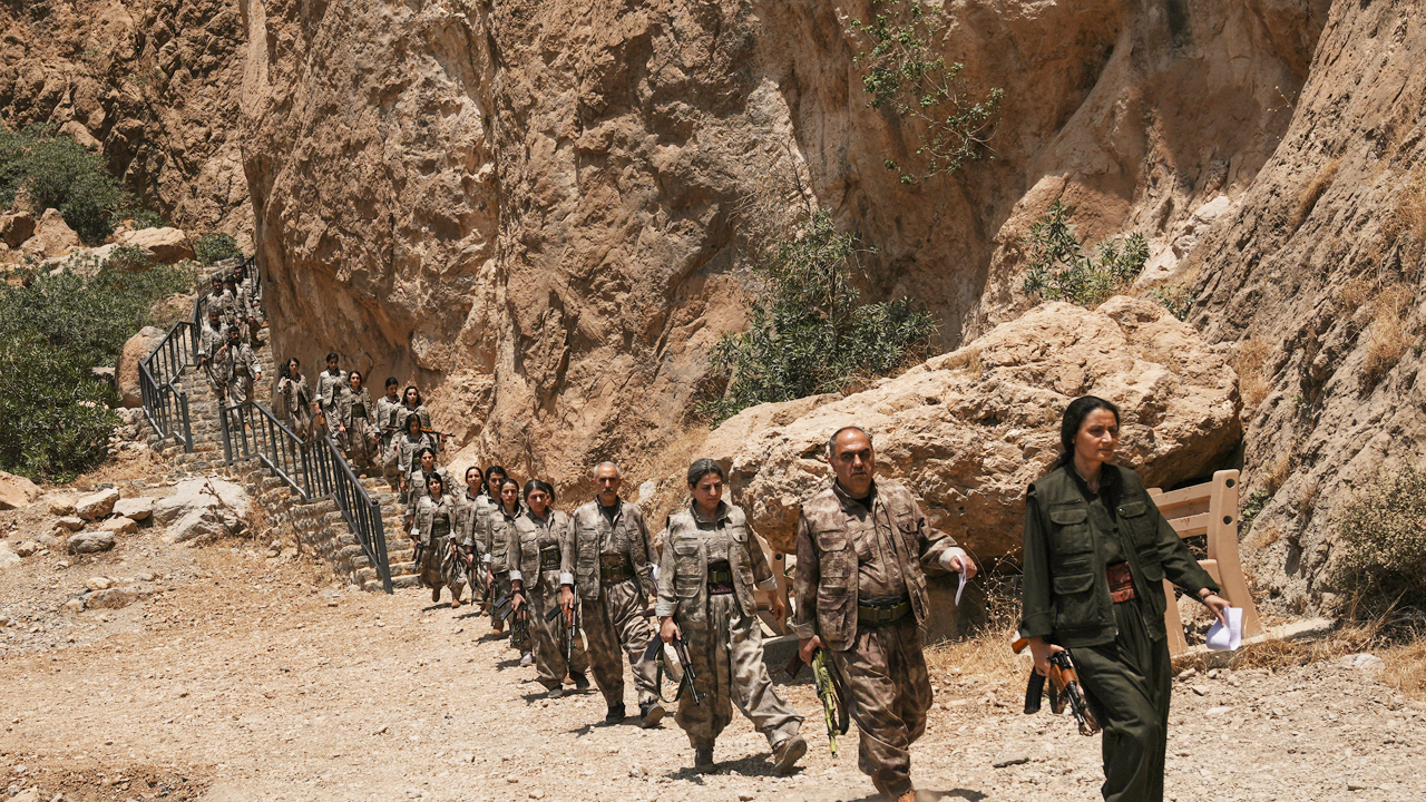Foto - PKK silah bıraktı! Törende kimler yer aldı: Sözde elebaşlarından kimler bıraktı…