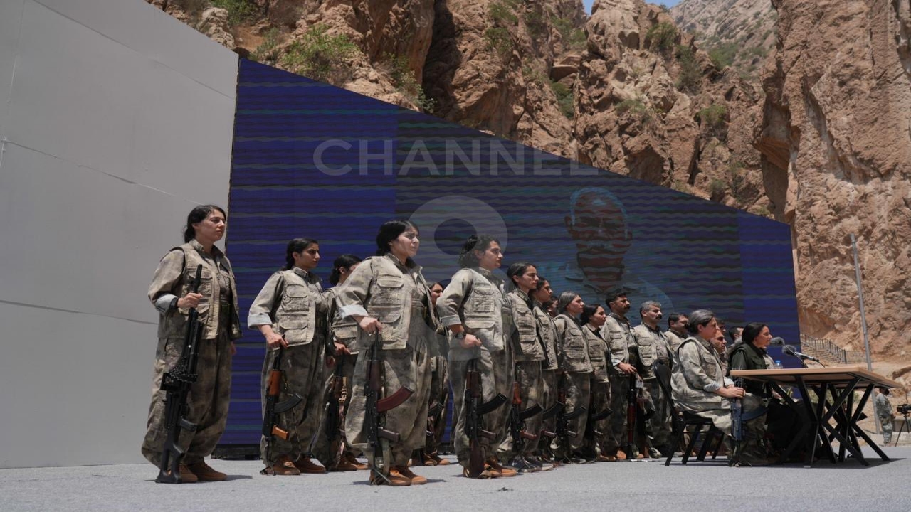 Foto - PKK silahları yakarken, MİT bakın ne yaptı! O anlar gündem oldu