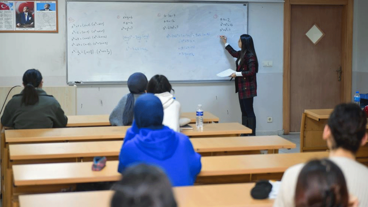 Foto - PKK'lı CHP'li Ahmet Özer'den temizlemişti! Esenyurt Belediyesi’nden müthiş destek