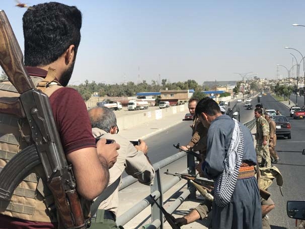 Foto - PKK'lı teröristler Kerkük sokaklarında