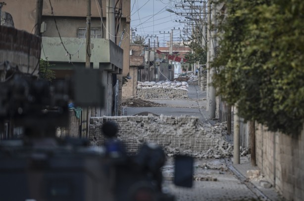 Foto - PKK'lılar devlet hastanesi binasını karargah yapmış