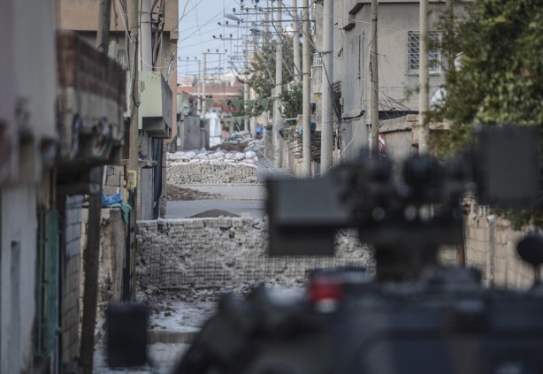 Foto - PKK'lılar devlet hastanesi binasını karargah yapmış