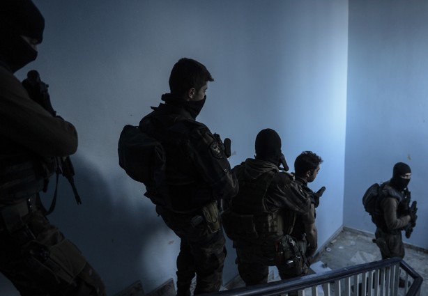 Foto - PKK'lılar devlet hastanesi binasını karargah yapmış