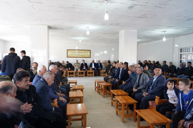 Foto - PKK'nın 1995'te katliam yaptığı Hamzalı'da 23 şehit anıldı