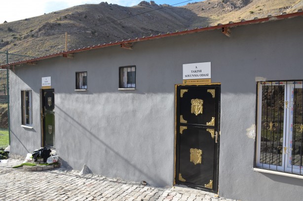 Foto - PKK’nın CHP’yi desteklemesinin özeti! Teröristlerin cirit attığı yere bir de böyle bakın