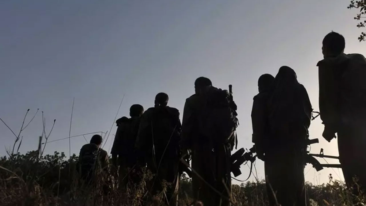 PKK'nın feshi ülkeyi panikletti: Silah bırakırlarsa bizim için çok kötü olur