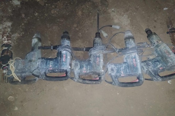 Foto - PKK'nın ininde ele geçirilenler şoke etti
