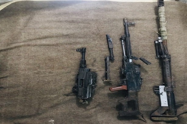 Foto - PKK'nın ininde ele geçirilenler şoke etti