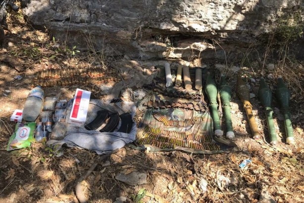 Foto - PKK'nın ininde ele geçirilenler şoke etti