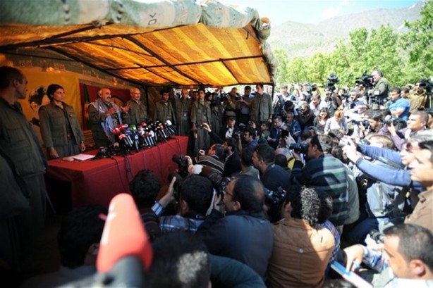 Foto - PKK'nın sesi İngiliz BBC!