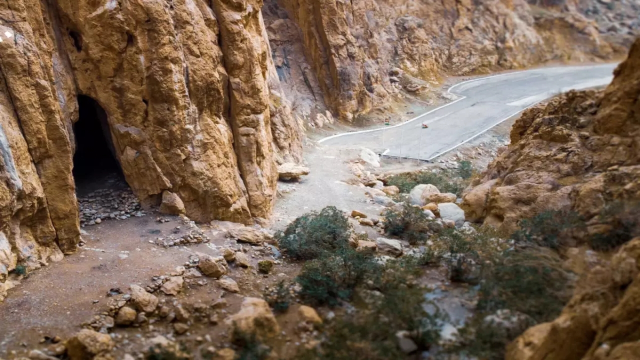 PKK’nın silah bıraktığı mağara görüntülendi! O detay resmen olay oldu