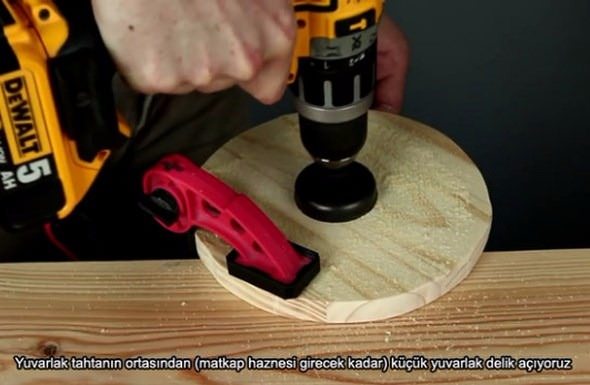 Foto - Plastik şişeden bakın ne yaptı!