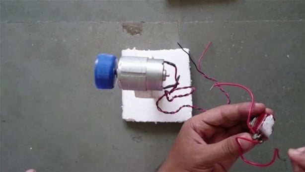 Foto - Plastik şişeden öyle bir şey yaptı ki!