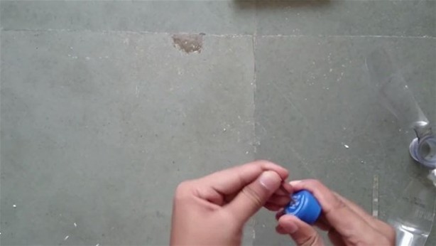 Foto - Plastik şişeden öyle bir şey yaptı ki!