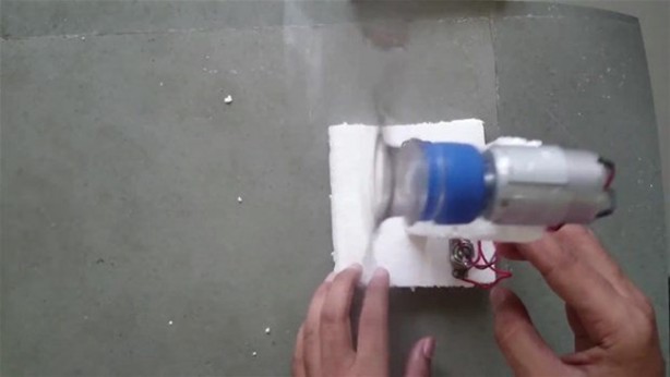 Foto - Plastik şişeden öyle bir şey yaptı ki!