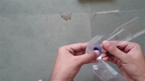 Foto - Plastik şişeden öyle bir şey yaptı ki!