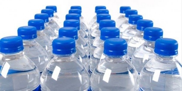 Foto - Plastiklerin üzerindeki numaralara dikkat!