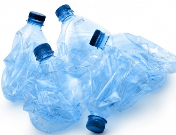 Foto - Plastiklerin üzerindeki numaralara dikkat!