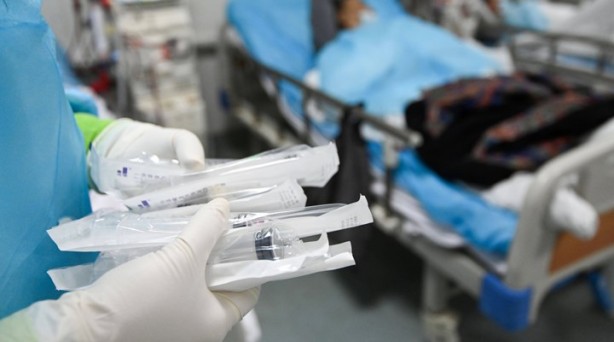 Plazma nakledilmişti! 78 yaşındaki hastanın yeni virüs testi belli oldu