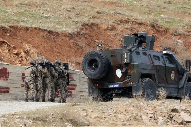 Foto - PÖH timlerinin tatbikatı gerçeği aratmadı