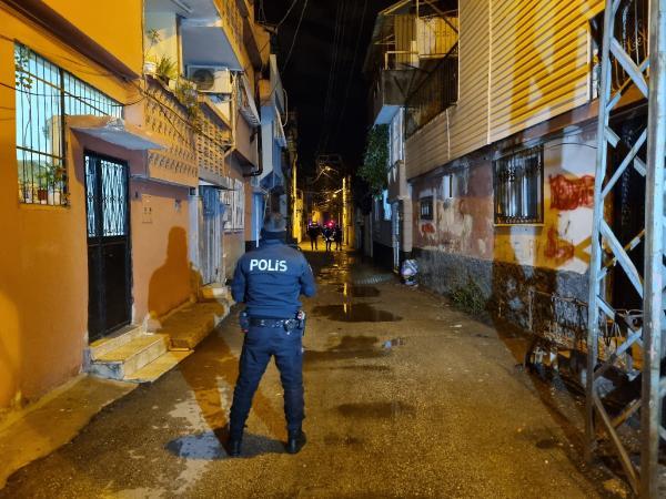 Foto - Polis aracına ateş açtı! Böyle kıvırdı