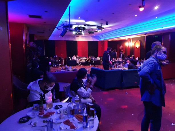 Foto - Polis baskın yaptı! Böyle yakalandılar