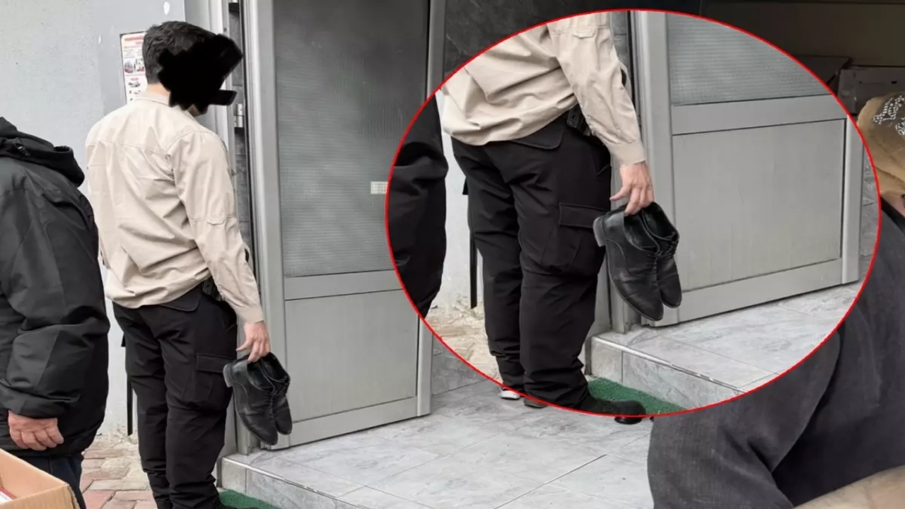 Polis, cami çıkışı elinde ayakkabıyla kaymakamı bekledi! Kaymakam bey, tepkiler sonrası bakın ne dedi? 