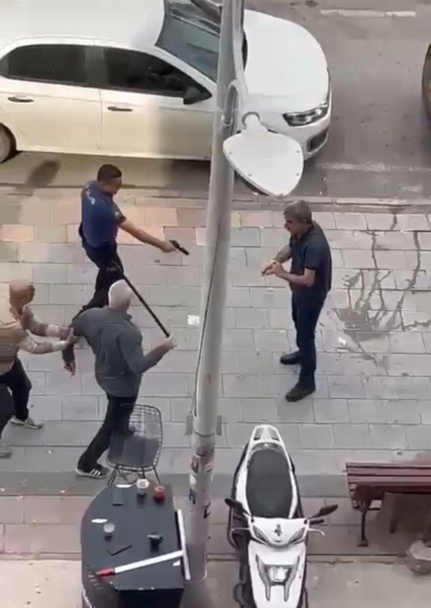 Foto - Polis dediğin işte böyle olur! Helal olsun sana be