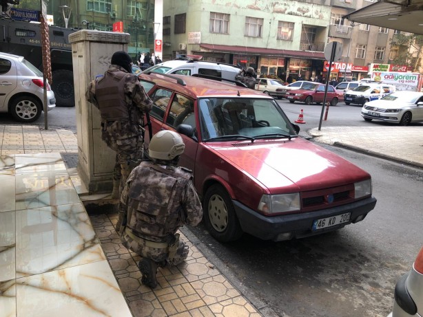 Foto - Polis ekiplerine hain saldırı! Yaralılar var