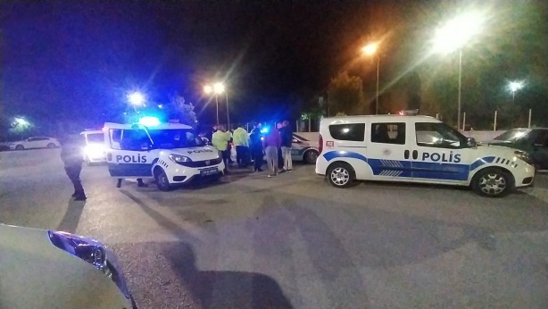 Foto - Polis otosuna çarpıp kaçan sürücü yakalandı