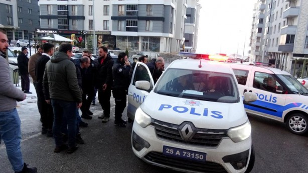 Foto - Polisi alarma geçiren ihbarda tabancalar bakın ne çıktı