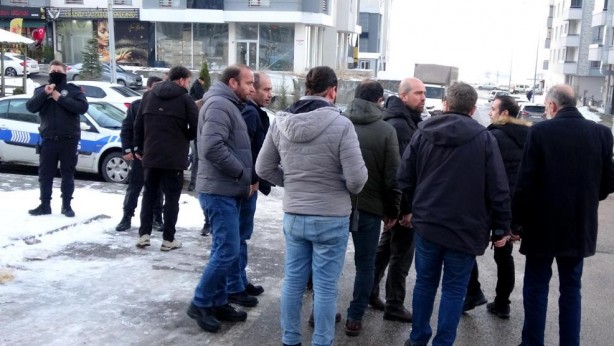 Foto - Polisi alarma geçiren ihbarda tabancalar bakın ne çıktı