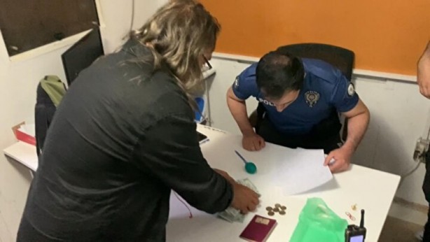 Polisi alarma geçiren şüpheli çanta! İçinden çıkan şok etti