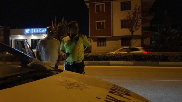 Polisin alkollü sürücü ile imtihanı