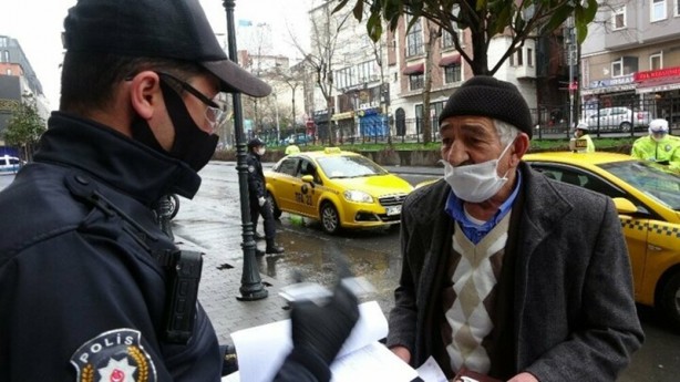 Foto - Polisin koronavirüse karşı aldığı yeni önlemler dikkat çekti